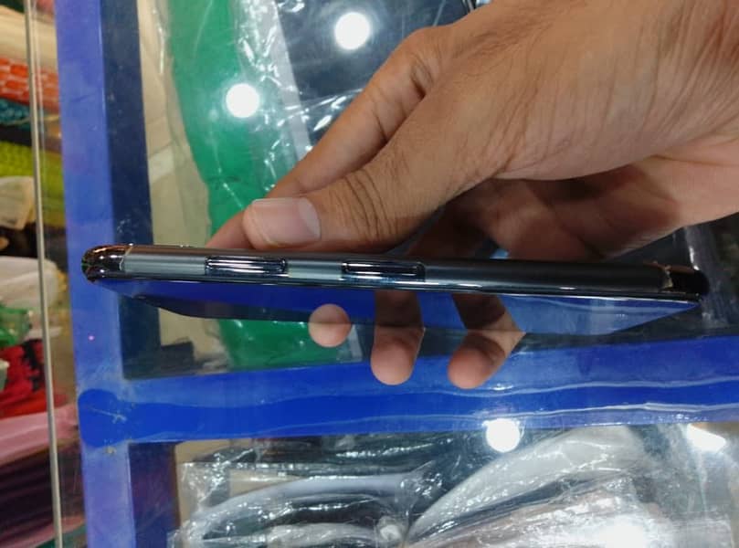 Apple iPhone X 1