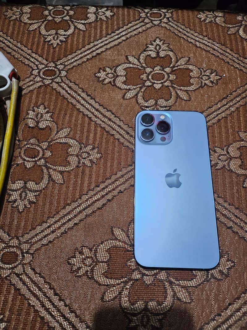 Apple iPhone 13 Pro Max 6