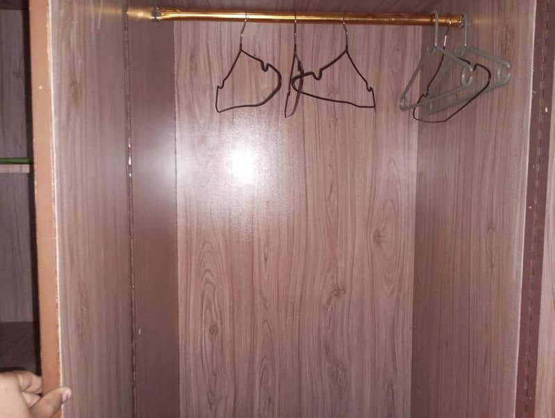 wardrobe 3