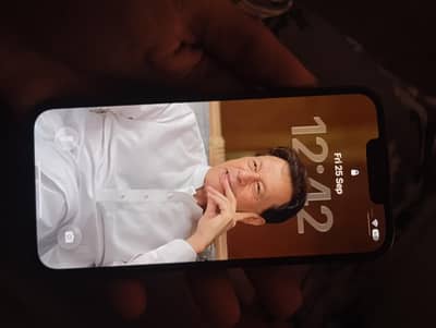 Apple iPhone 13