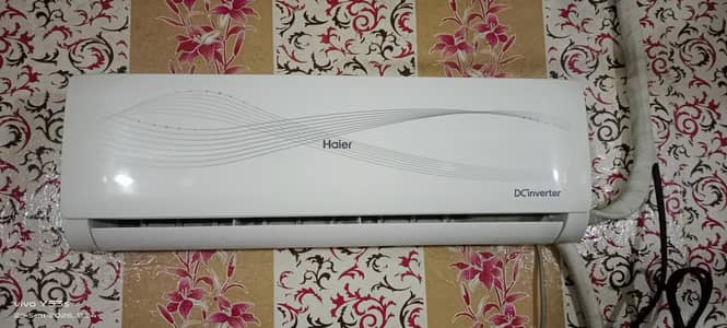 1 Ton DC Inverter AC Good Condition