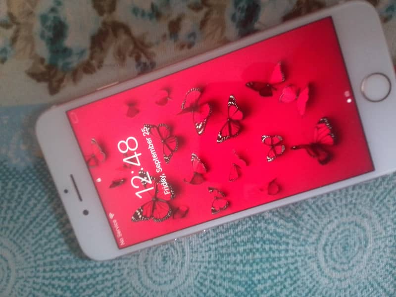 Apple iPhone 7 0