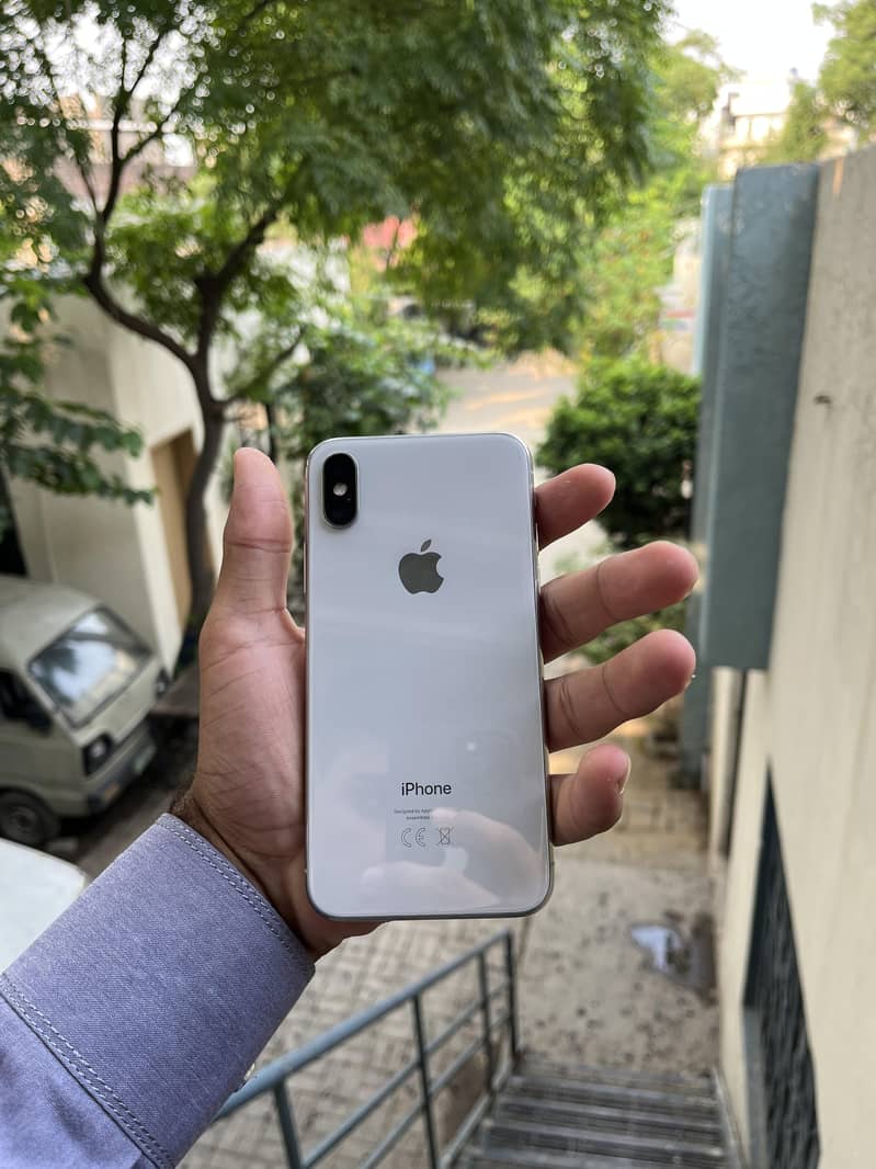 Apple iPhone X 1