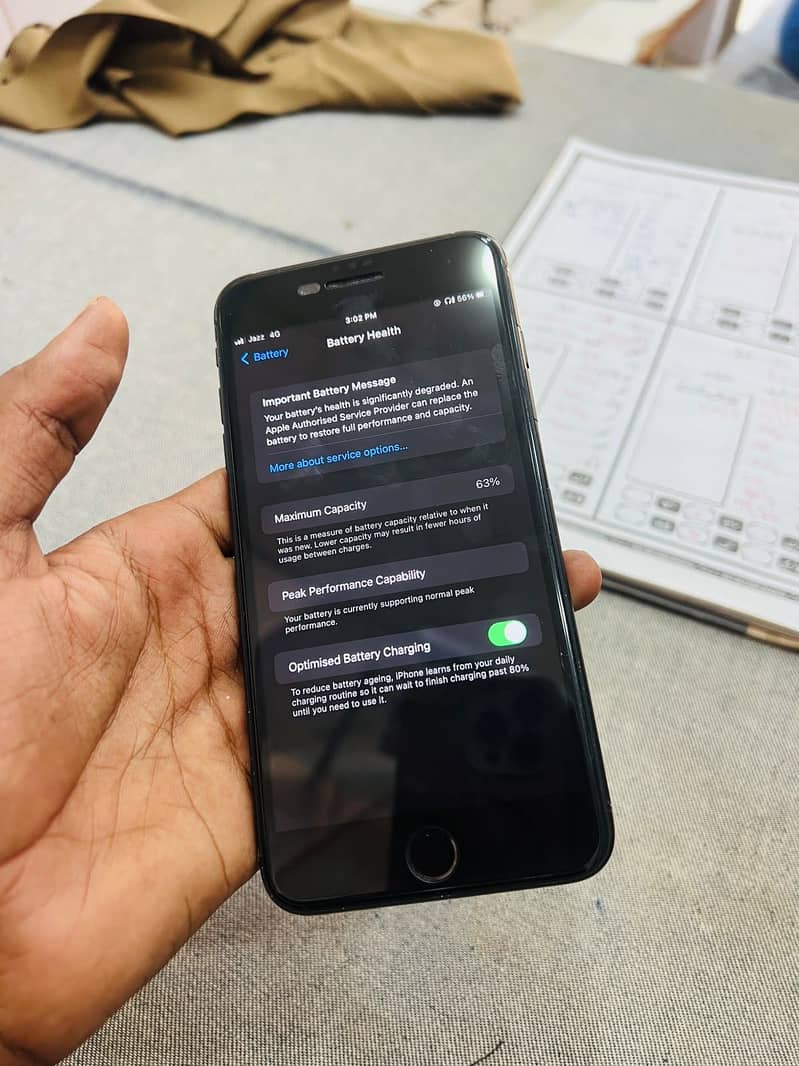 Apple iPhone 7 Plus 6