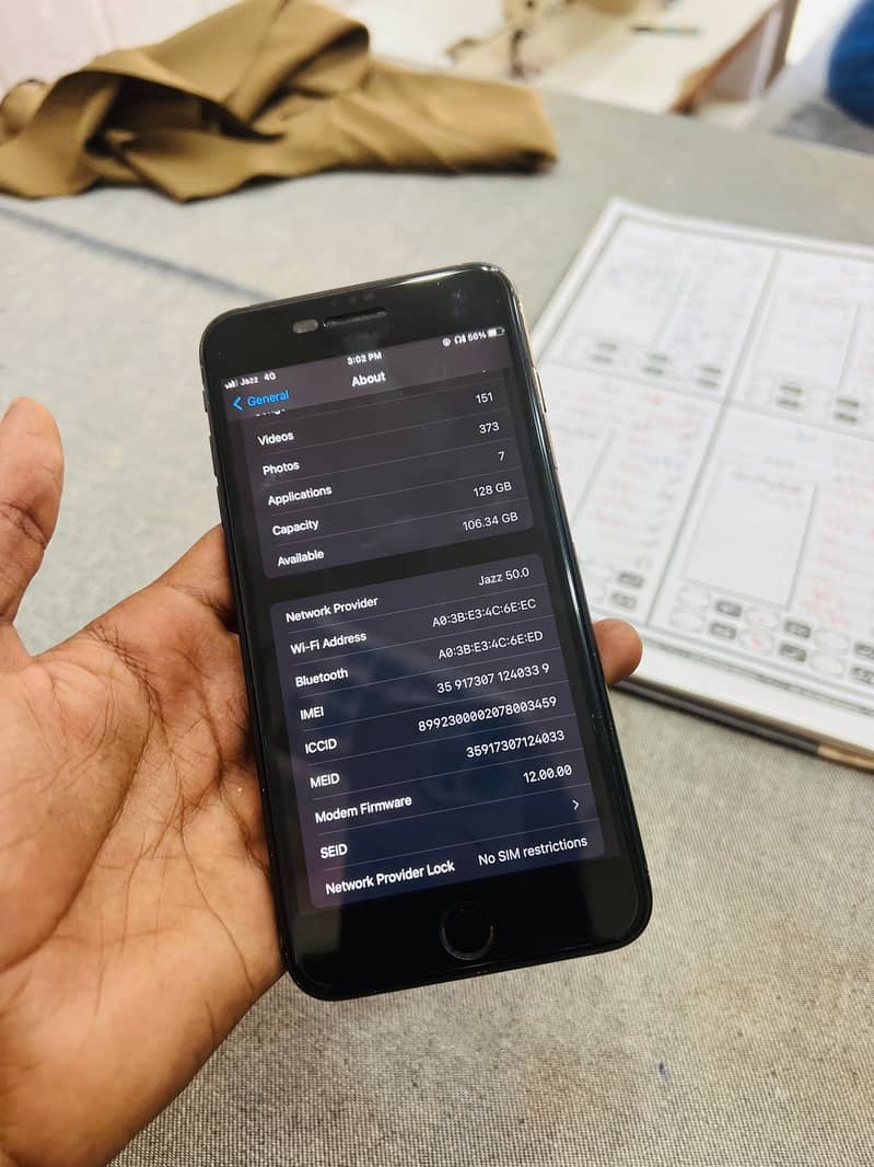 Apple iPhone 7 Plus 7