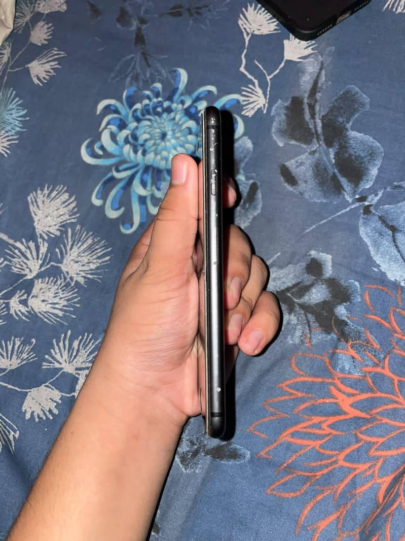 Apple iPhone 8 8