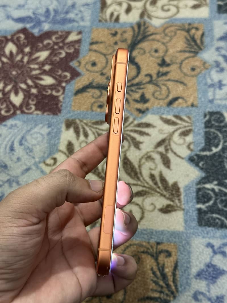 Apple iPhone 17 Pro Max 2