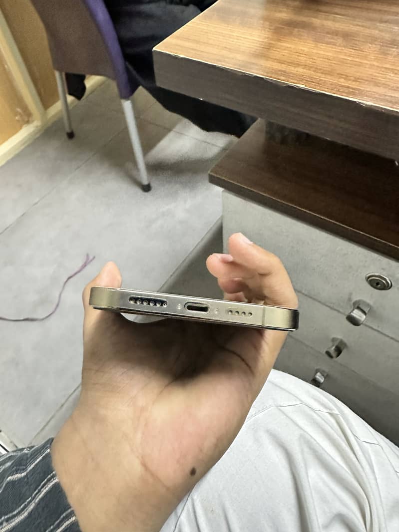 Apple iPhone 12 Pro Max 5