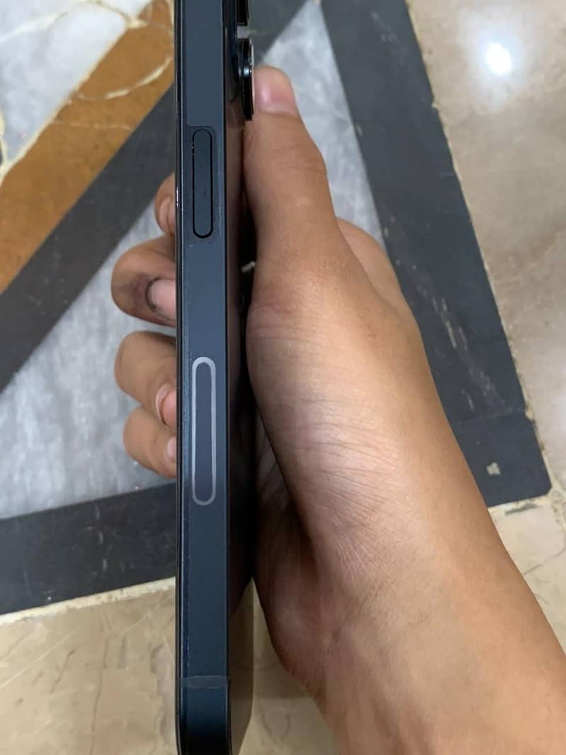 Apple iPhone 14 1