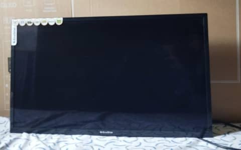 ECOSTAR 32" LED TV