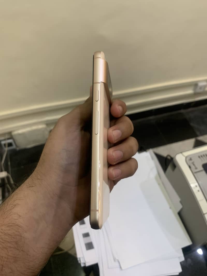 GOOGLE PIXEL 8 5