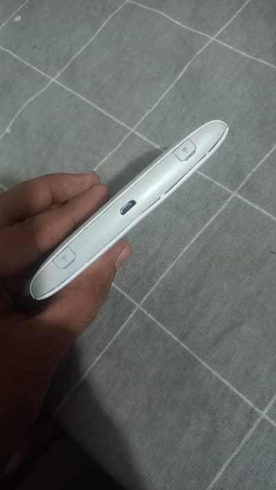 Ufone Blaze 4G device (wifi device)