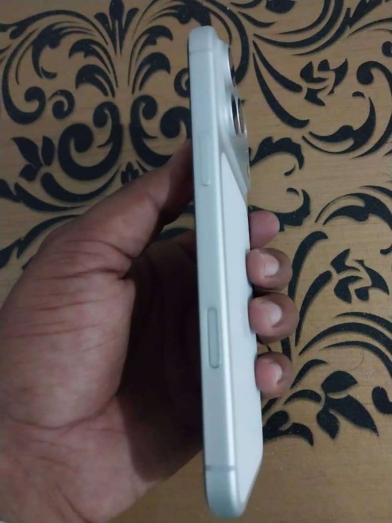 Apple iPhone 17 Pro Max 2