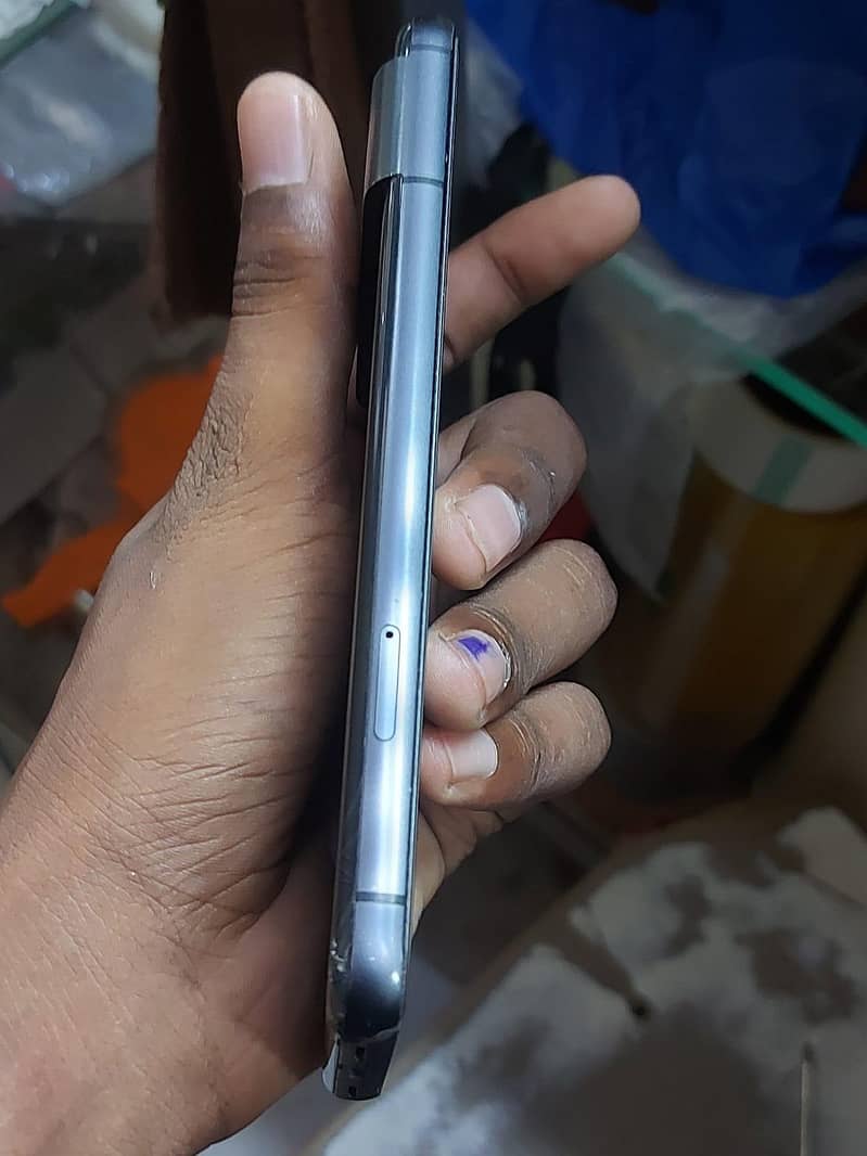 Google Pixel 8 5