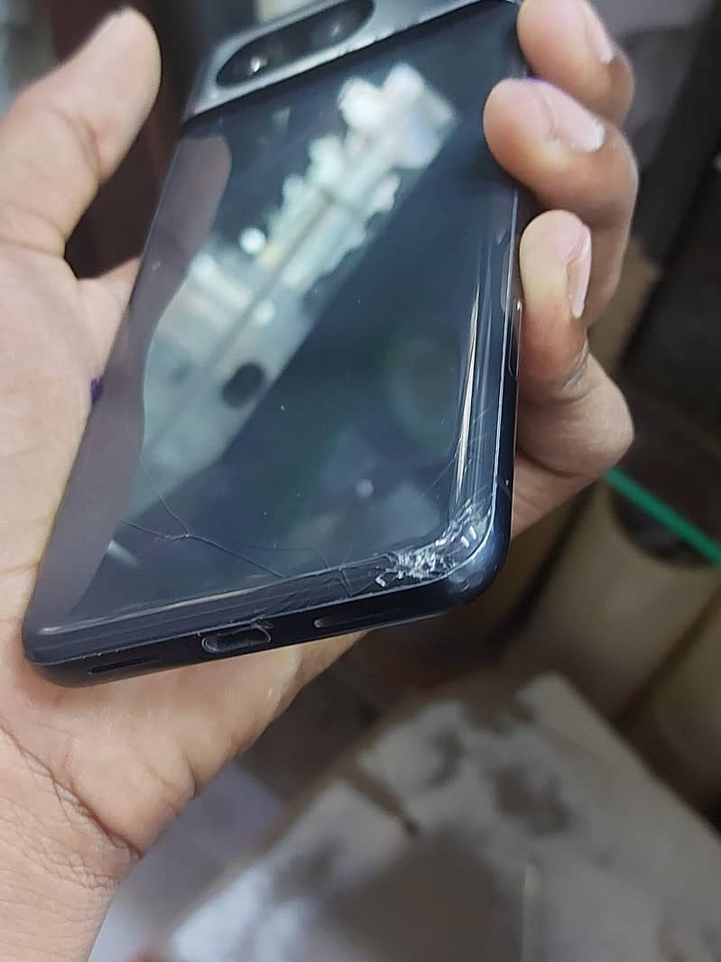 Google Pixel 8 7