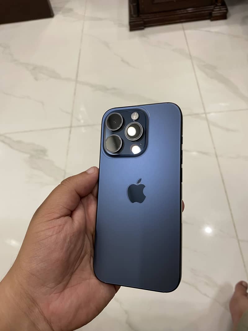Apple iPhone 15 Pro 1