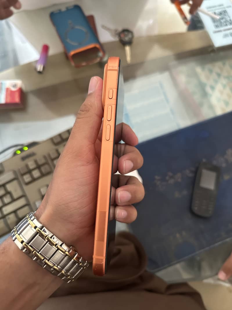 Apple iPhone 17 Pro Max 1