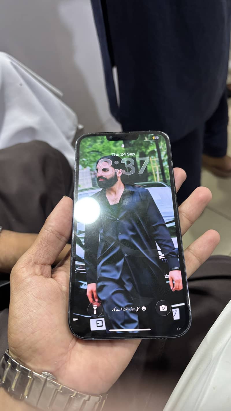 Apple iPhone 13 Pro Max jv 2