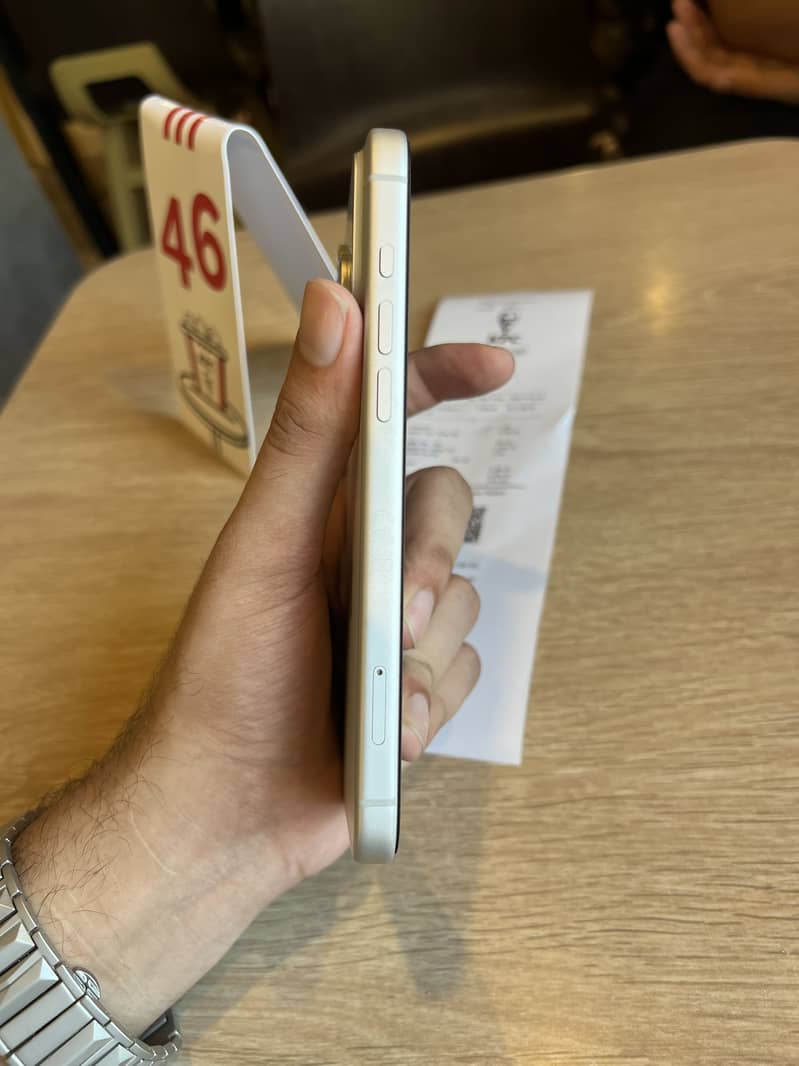 Apple iPhone 17 Pro Max 1