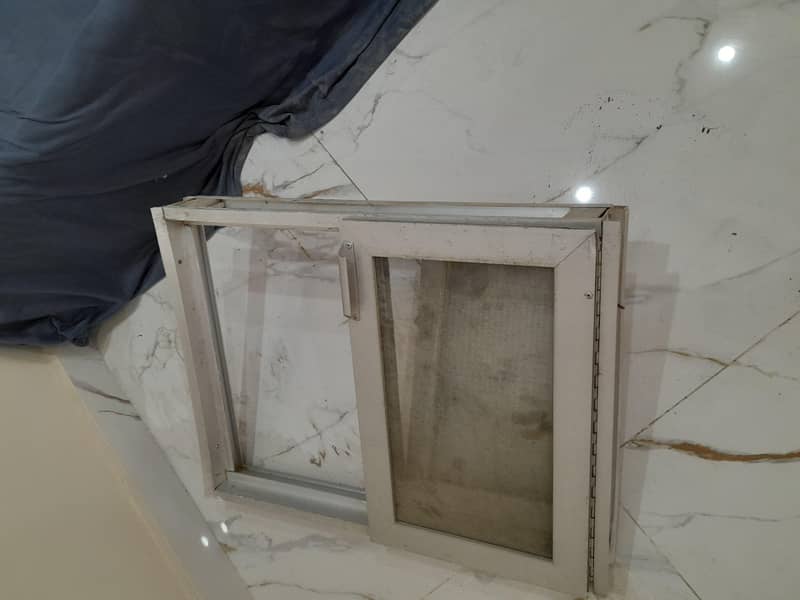 aĺmeniume window 2