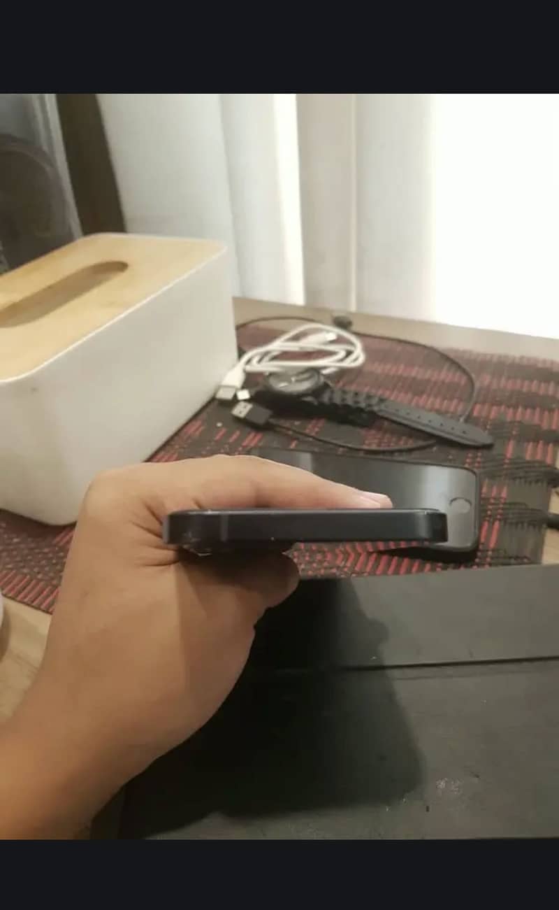 Apple iPhone 12 0