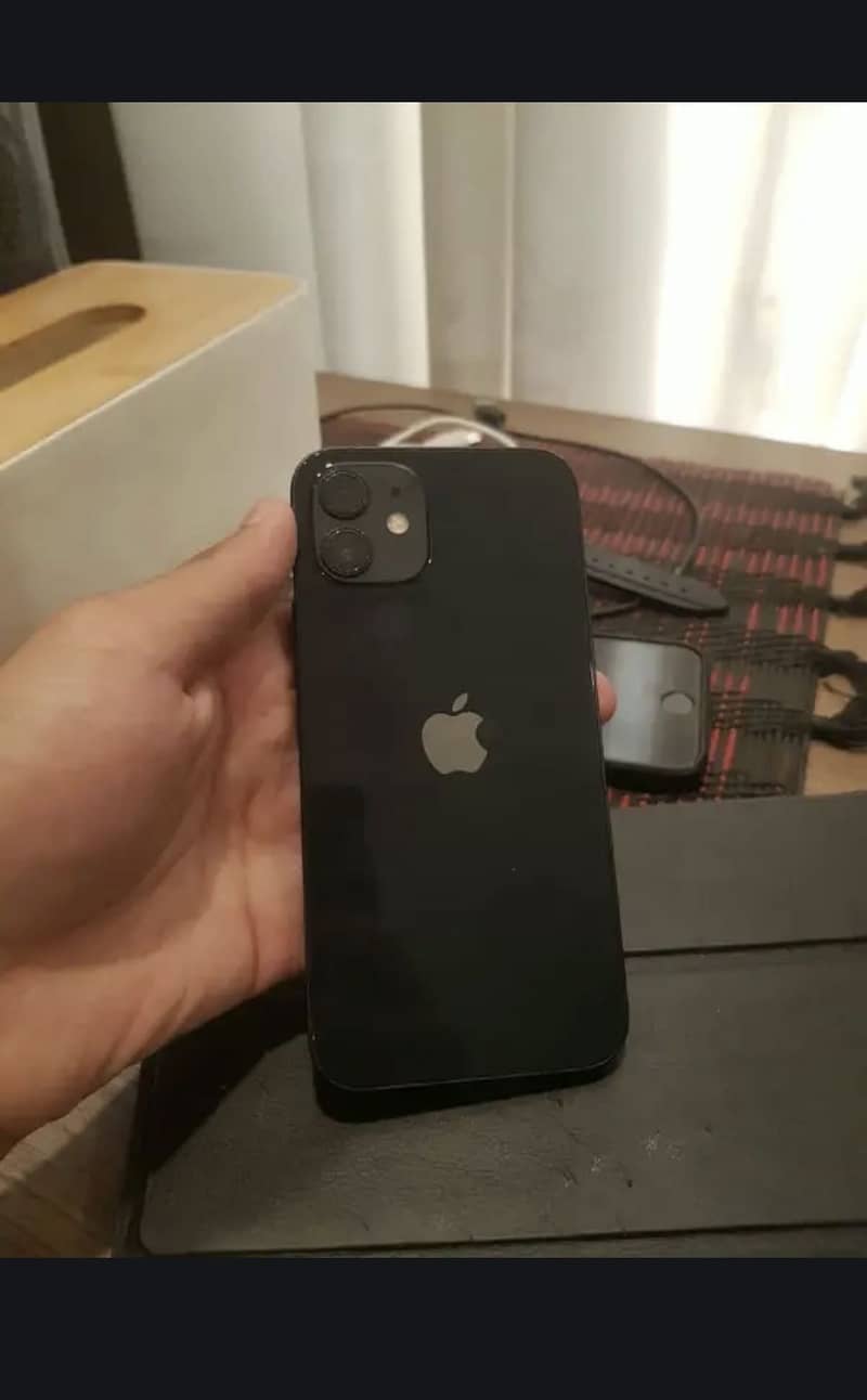 Apple iPhone 12 2