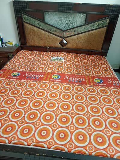 King size bed