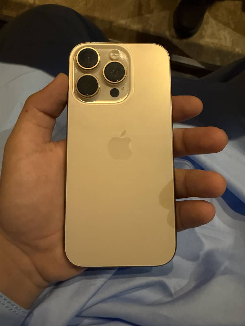 Apple iPhone 16 Pro 5