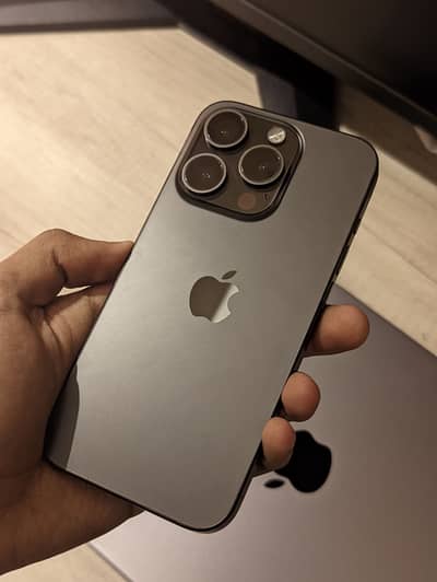Apple iPhone 15 Pro