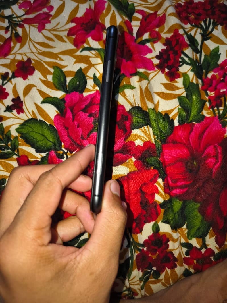 Apple iPhone 11 2