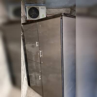 Triple Door Wardrobe – Used, Good Condition | Rs. 21,500