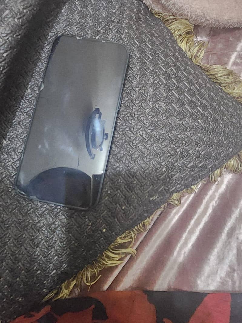 Apple iPhone 13 3
