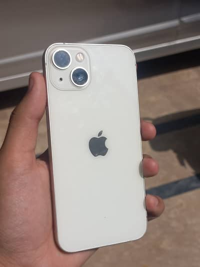 Apple iPhone 13