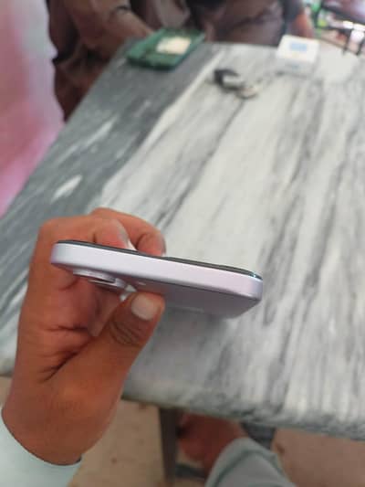Realme C100i