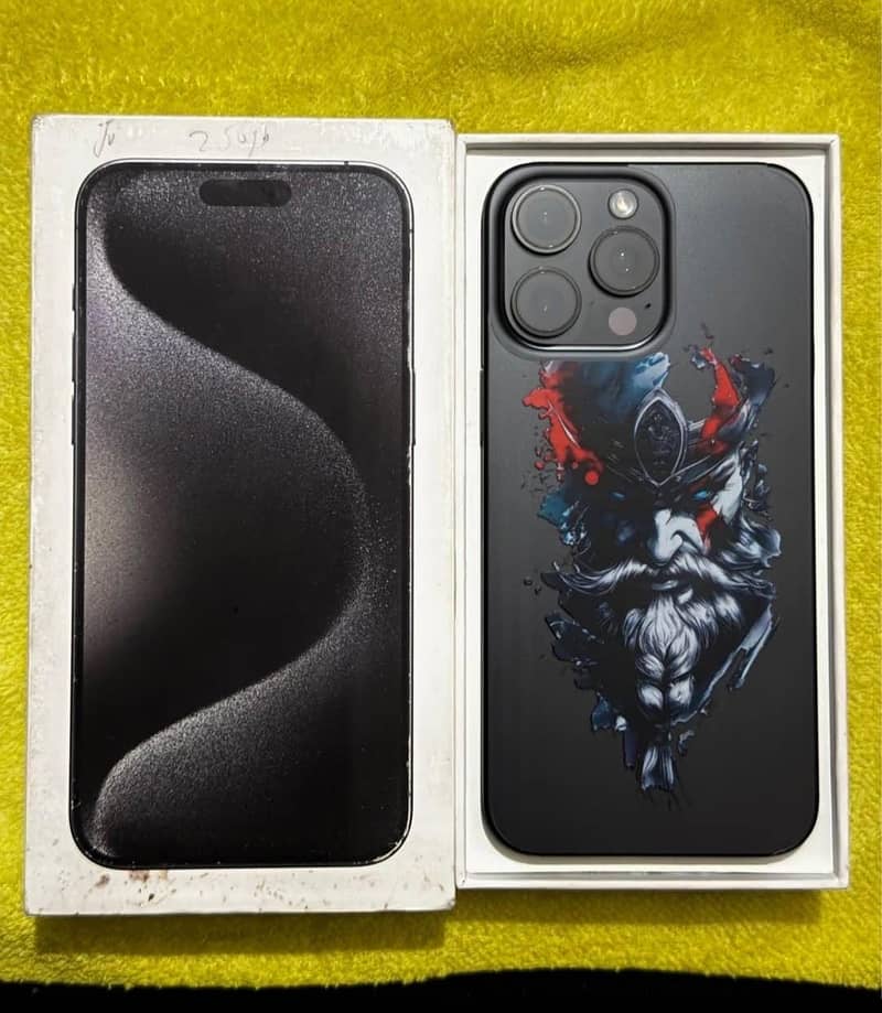 Apple iPhone 15 Pro Max 8