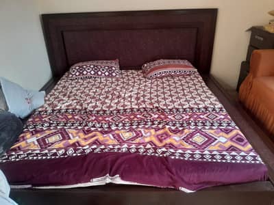 Luxuary Bed Like as New