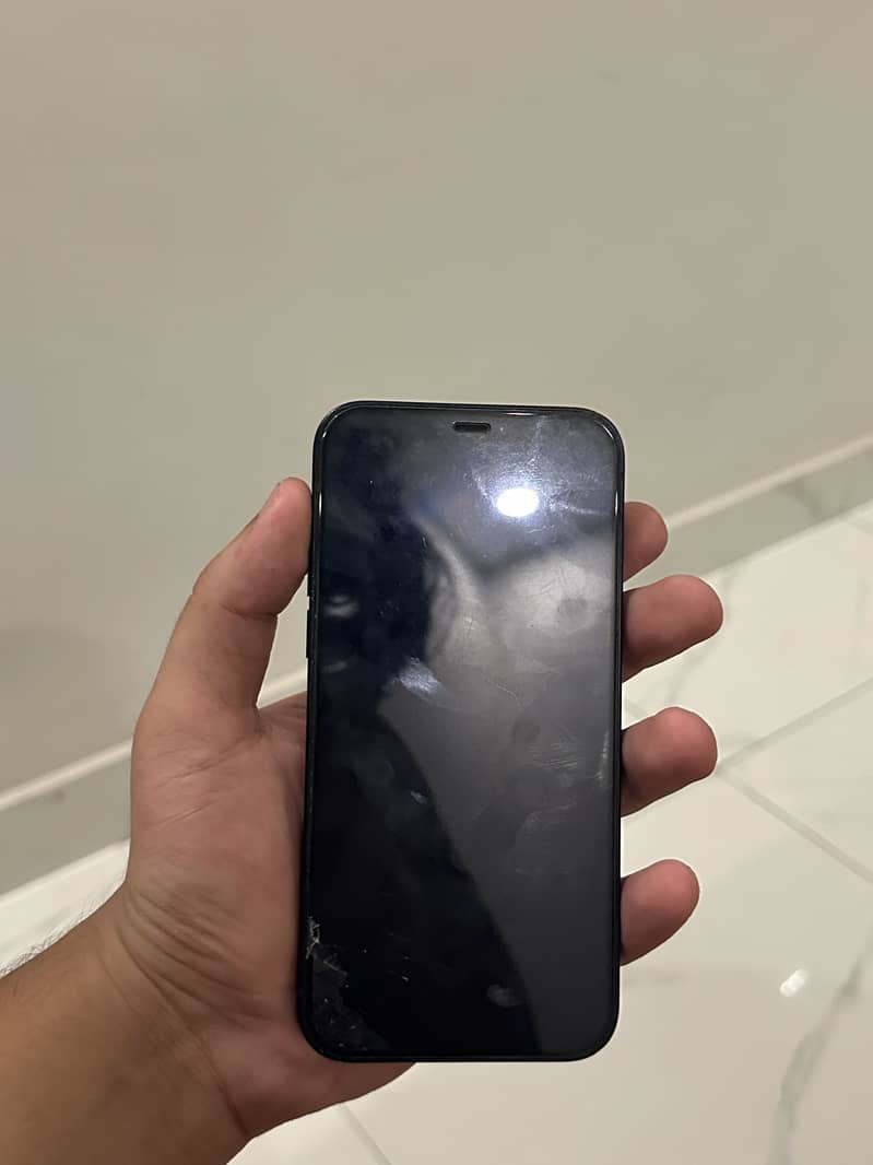 Apple iPhone 12 5