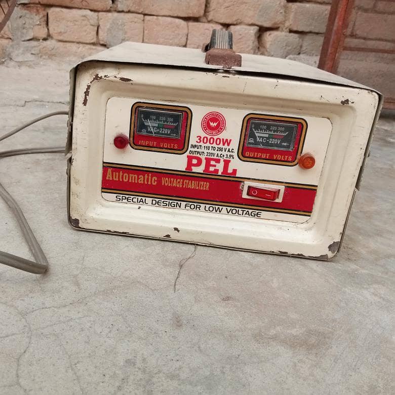 PEL 3000W Automatic Voltage Stabilizer 2