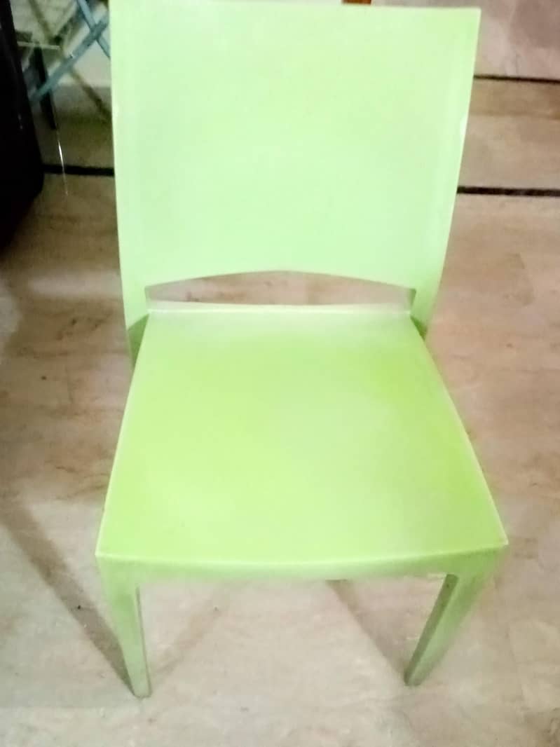 chairs 0