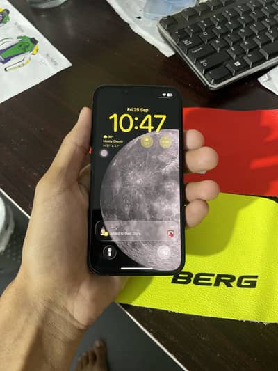 Apple iPhone 14