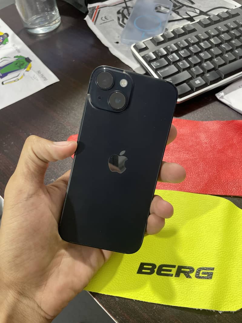 Apple iPhone 14 4