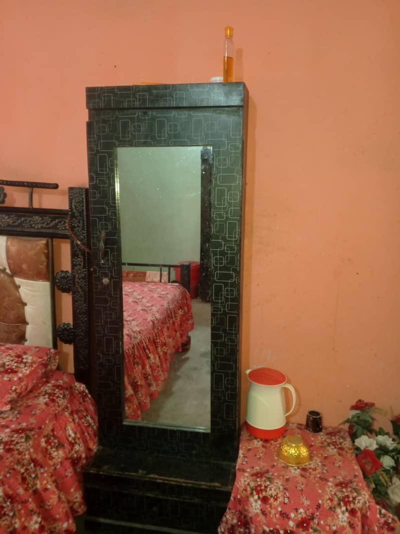 Double Bed Set with Wardrobe & Dressing Table 1