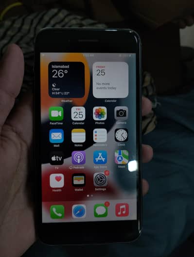 Apple iPhone 7 Plus.  /.  Official pta approved. /. 128GB