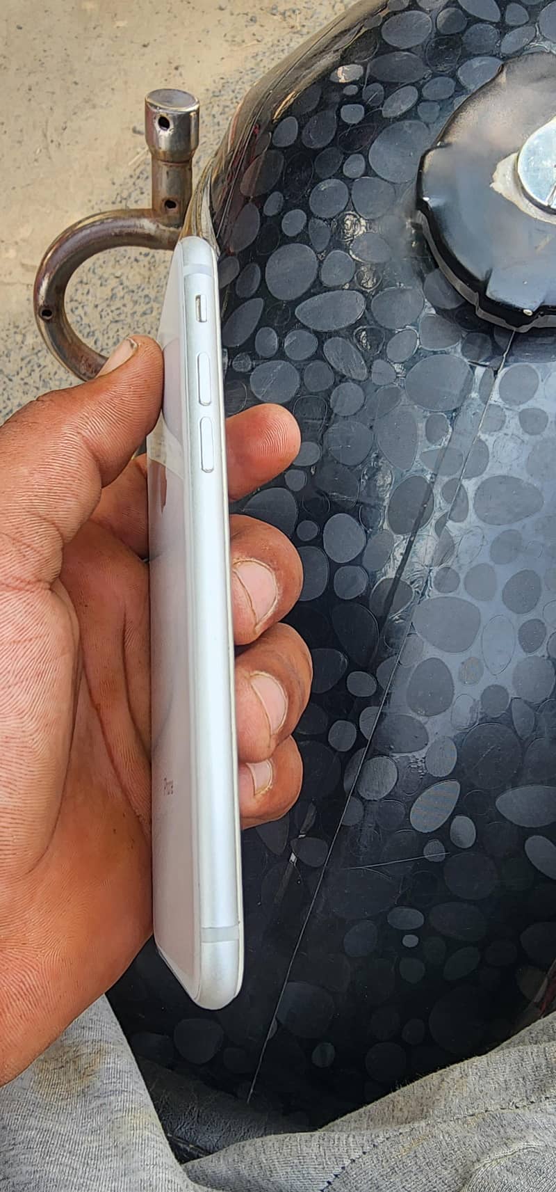 Apple iPhone 8 0