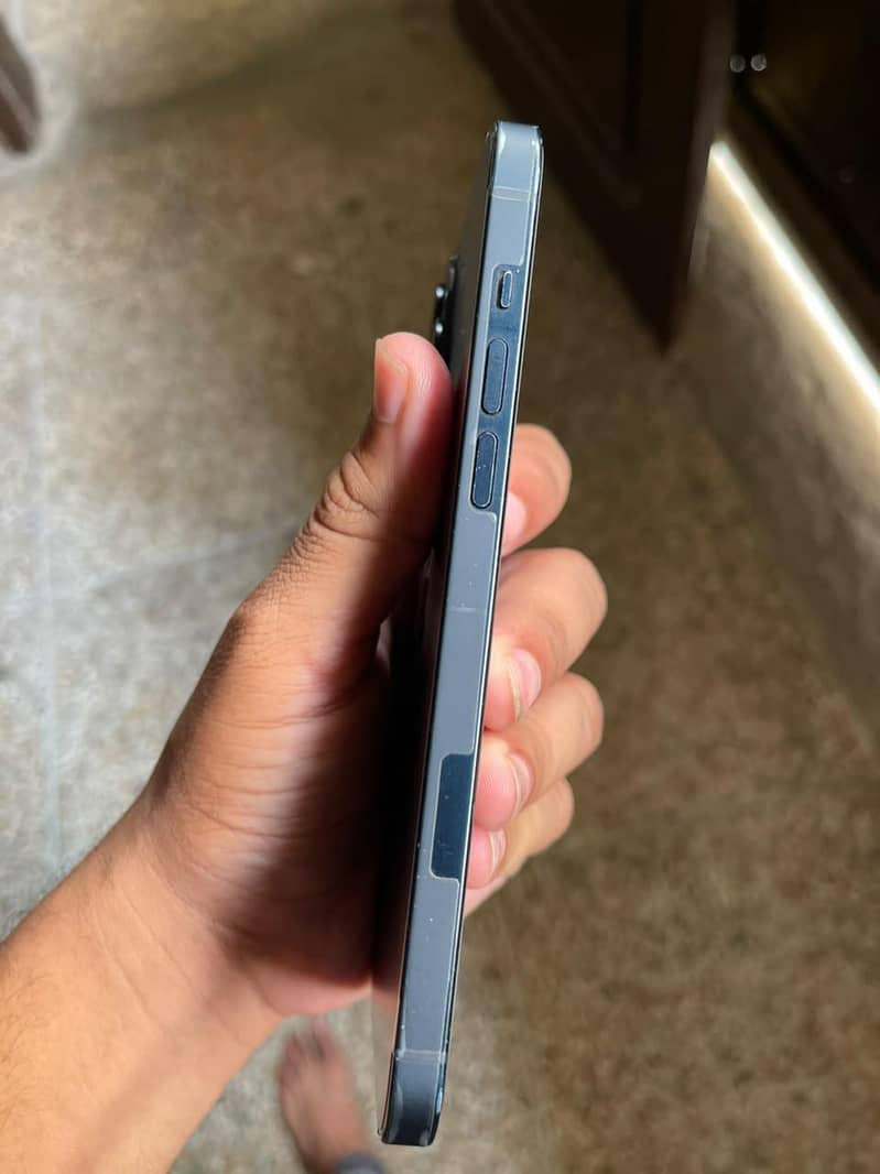Apple iPhone 14 plus 1