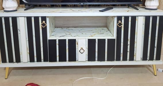tv table