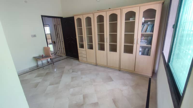 3 Bed well maintained Ground Portion 10