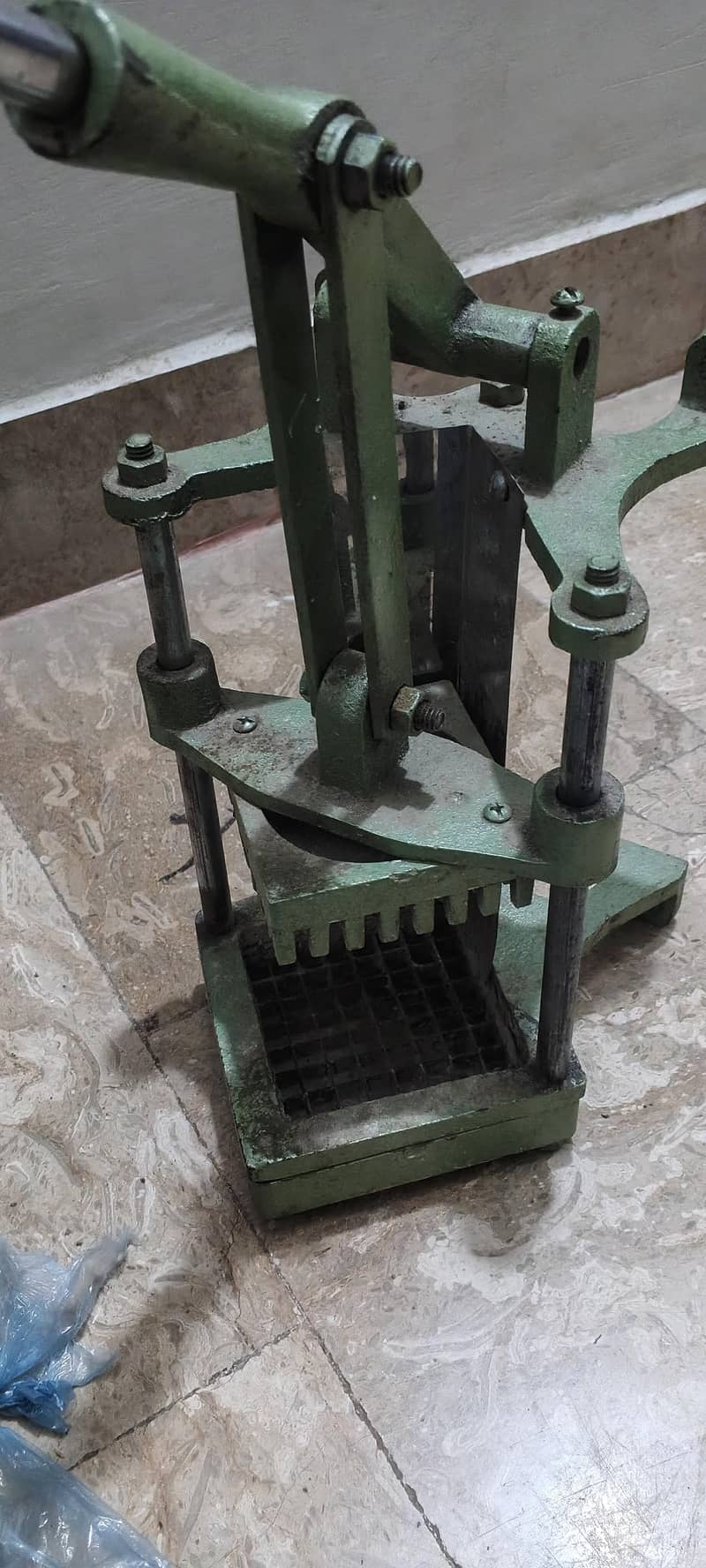 Fries Cutting machine 2