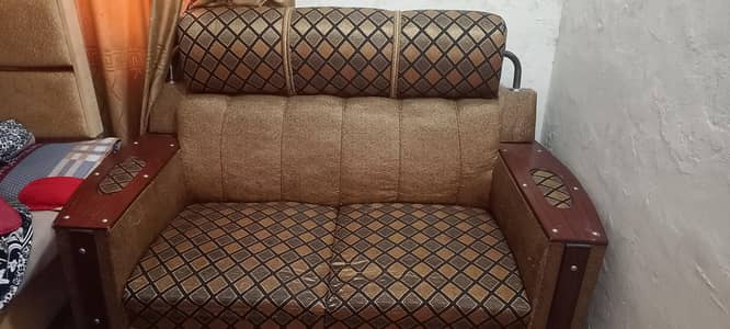 5 Seater Wooden Sofa Set For Sale | Brown Fabric | Good Condition