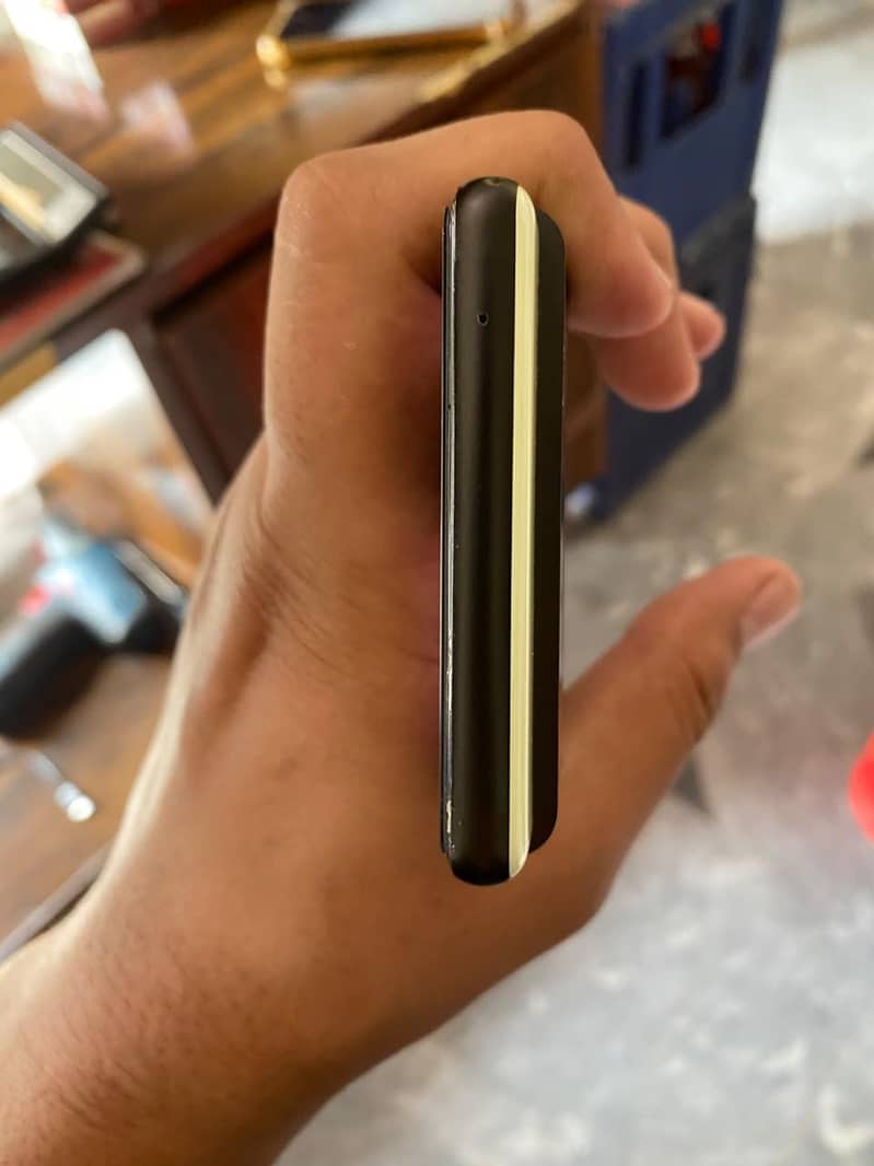 Google Pixel 6 4